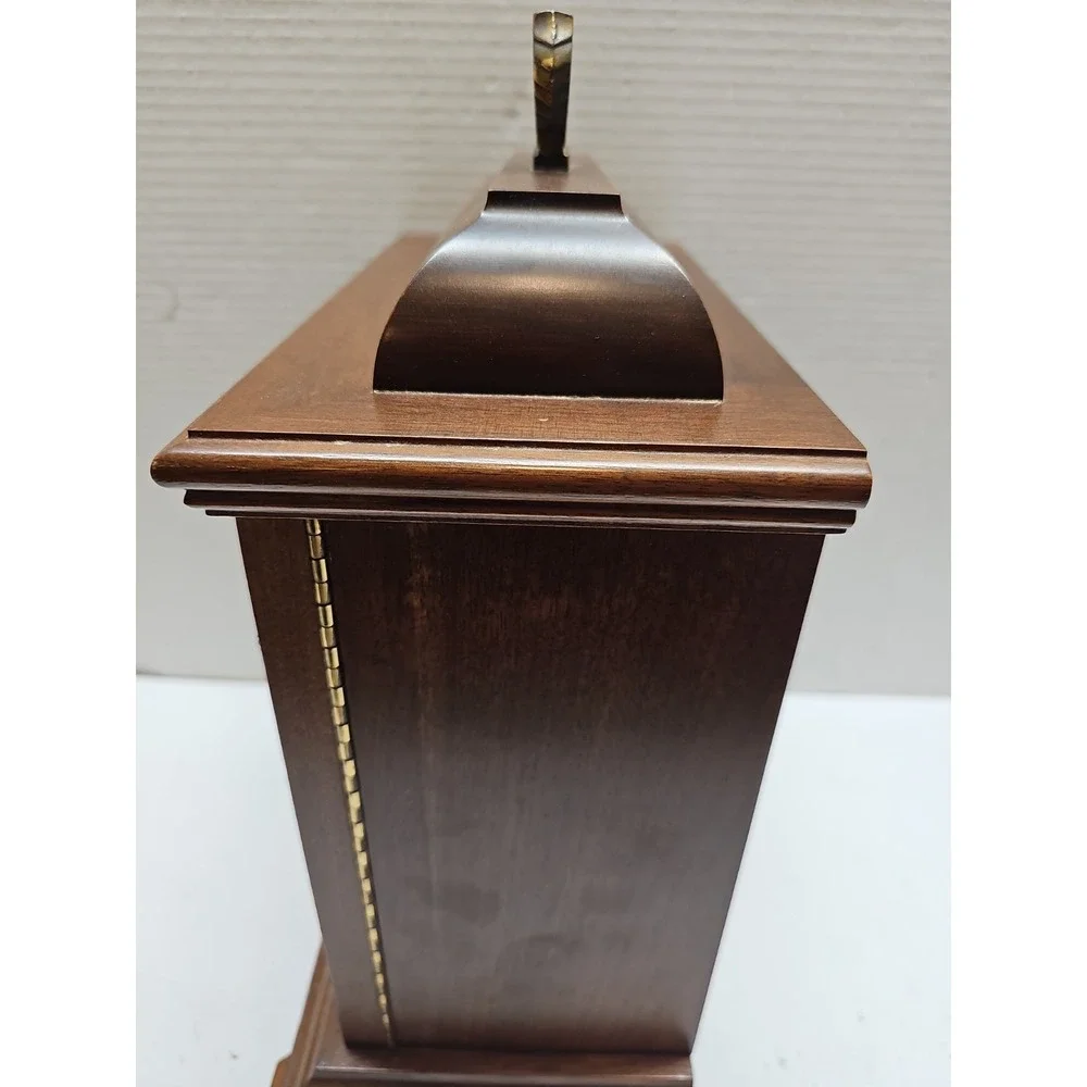 Hamilton Franz Hermle 1050-020 Wooden Bracket Mantel Clock 16